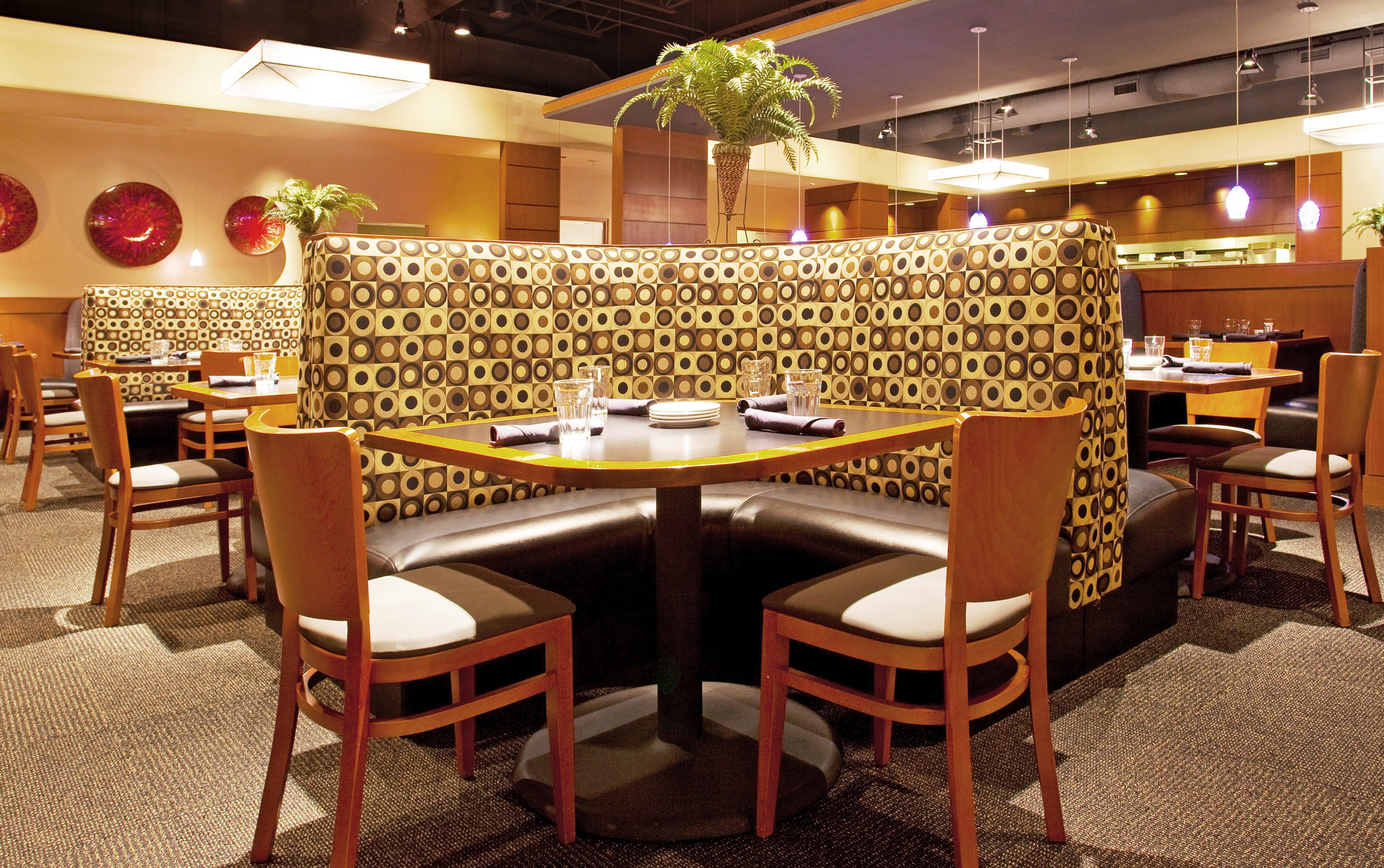 Holiday Inn Hotel & Suites Bloomington Airport By Ihg Buitenkant foto