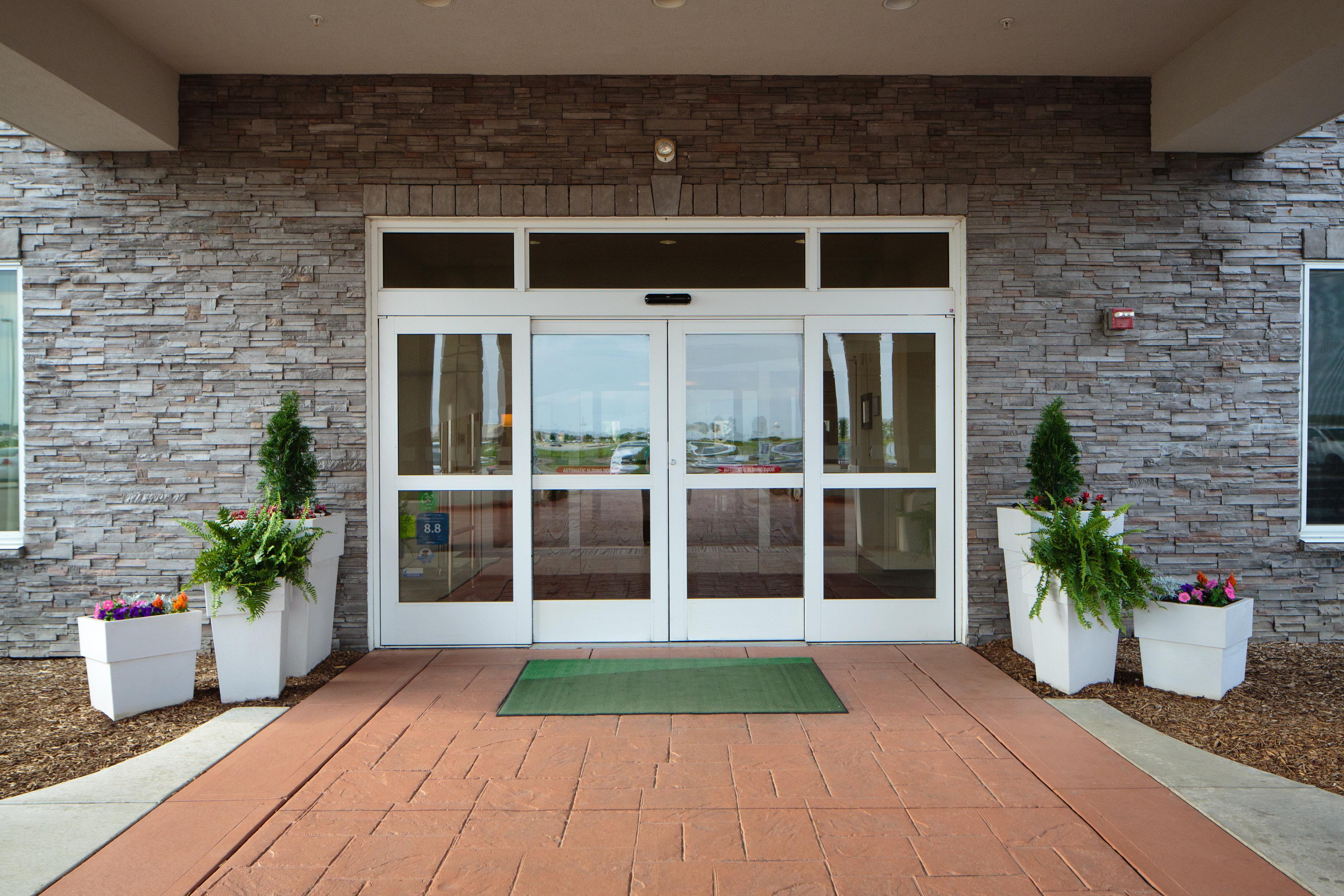 Holiday Inn Hotel & Suites Bloomington Airport By Ihg Buitenkant foto