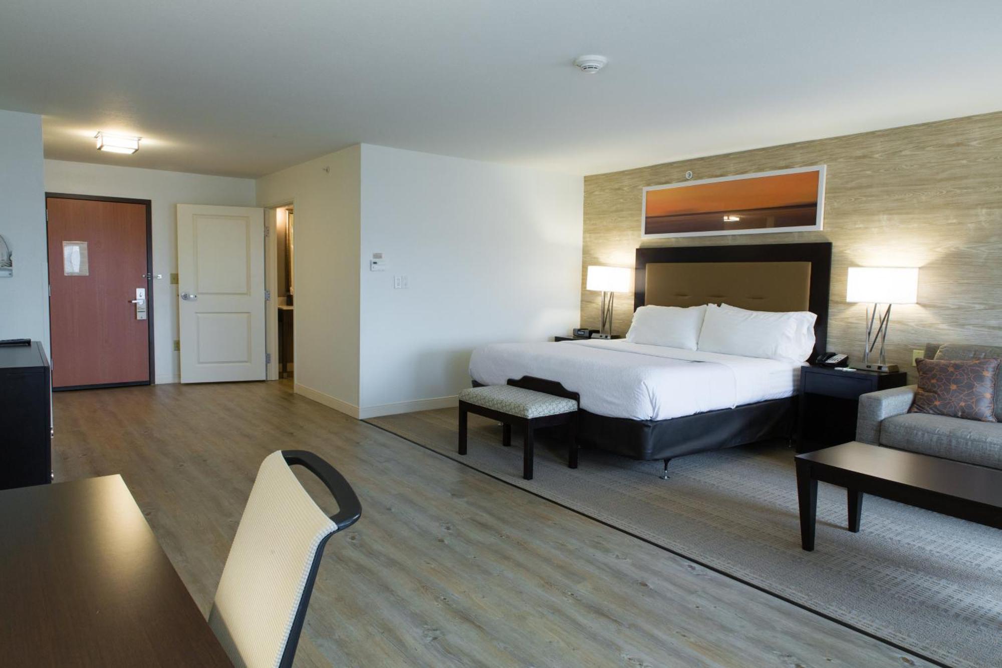 Holiday Inn Hotel & Suites Bloomington Airport By Ihg Buitenkant foto