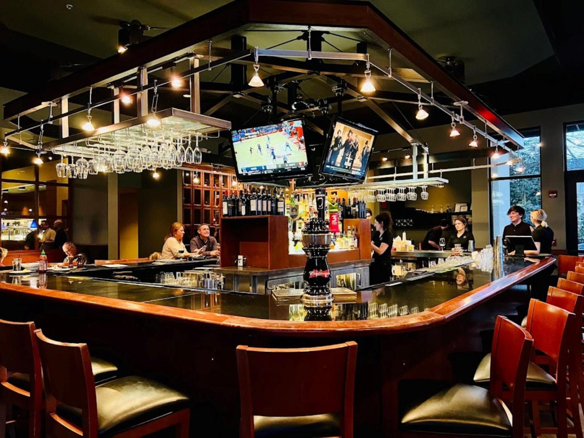 Holiday Inn Hotel & Suites Bloomington Airport By Ihg Buitenkant foto